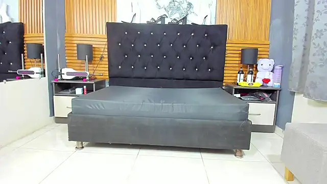 Snapshot of Lisa_sweetas chatting on November 2025 07:40:01 PM Lisa sweetas online show from November 2025 07:40:01 PM