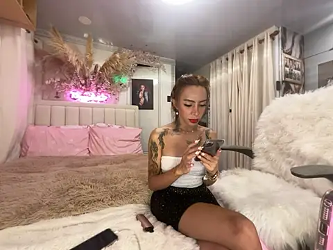 EvianaEvans online show from February 2026 08:11:02 PM