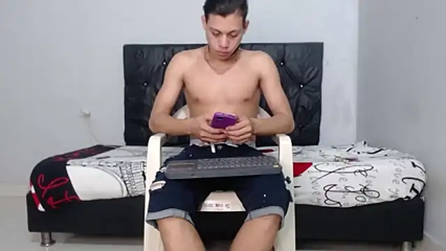 masterbrave420 online show from January 2026 12:58:01 AM