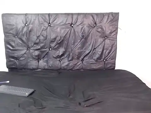 masterbrave420 online show from October 2025 09:59:01 PM