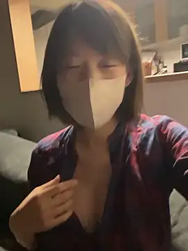 Snapshot of usako_2025 chatting on October 2025 07:36:02 PM usako 2025 online show from October 2025 07:36:02 PM