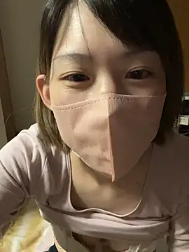 Snapshot of usako_2025 chatting on February 2026 01:51:02 PM usako 2025 online show from February 2026 01:51:02 PM