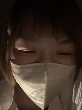 Snapshot of usako_2025 chatting on December 2025 12:05:01 PM usako 2025 online show from December 2025 12:05:01 PM