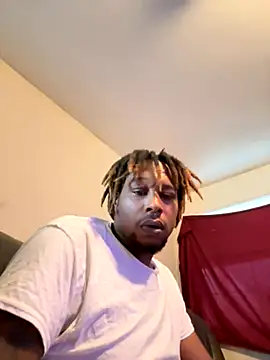 Snapshot of BigMfLuther chatting on October 2025 02:03:02 PM BigMfLuther online show from October 2025 02:03:02 PM