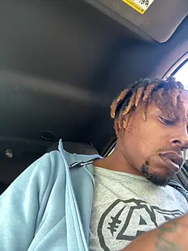 Snapshot of BigMfLuther chatting on December 2025 04:24:02 PM BigMfLuther online show from December 2025 04:24:02 PM