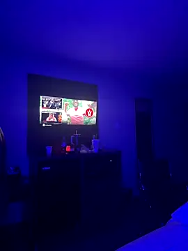 Snapshot of BigMfLuther chatting on December 2025 04:39:02 AM BigMfLuther online show from December 2025 04:39:02 AM