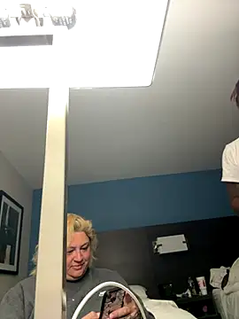 Snapshot of BigMfLuther chatting on November 2025 04:44:02 PM BigMfLuther online show from November 2025 04:44:02 PM