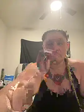 Snapshot of BigMfLuther chatting on November 2025 04:16:01 AM BigMfLuther online show from November 2025 04:16:01 AM