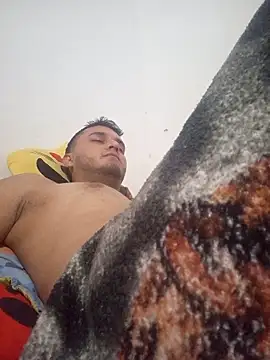 Hotguys111 online show from October 2025 05:08:01 AM