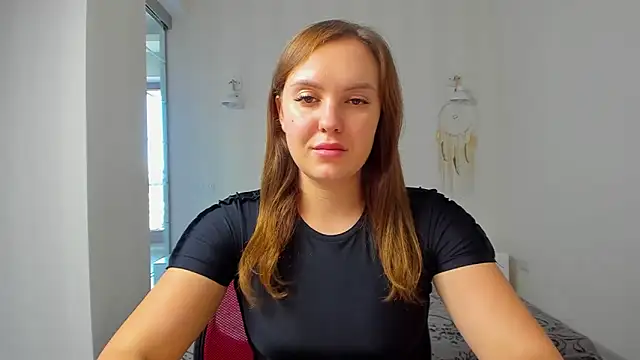 EmmaNorman online show from September 2025 12:33:01 PM