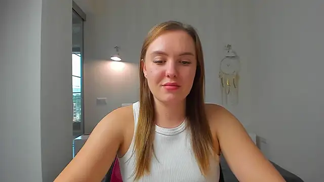 EmmaNorman online show from October 2025 02:30:02 PM