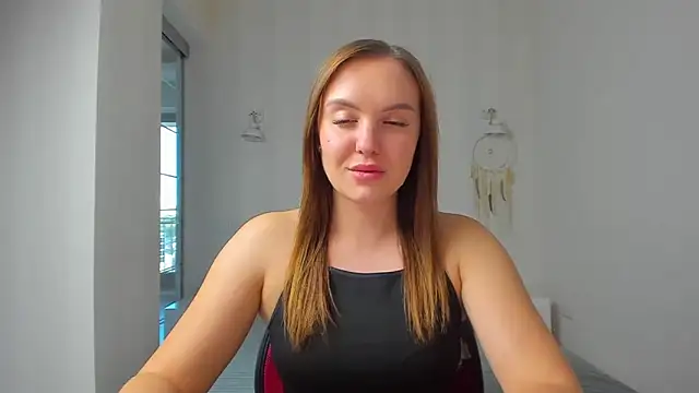 EmmaNorman online show from September 2025 02:57:02 PM