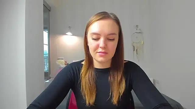 EmmaNorman online show from October 2025 02:28:01 PM