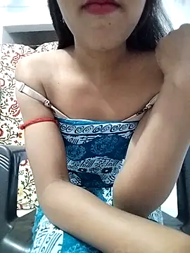 Naina 04 online show from November 2025 04:55:02 PM