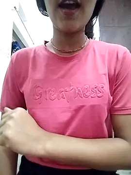 Naina 04 online show from September 2025 04:13:01 PM