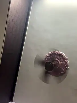 Shaikh 726910 online show from November 2025 01:37:02 PM