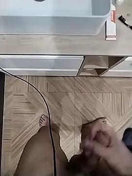 Snapshot of Pio185 chatting on October 2025 09:25:01 PM Pio185 online show from October 2025 09:25:01 PM