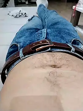 Pio185 online show from November 2025 07:58:01 PM