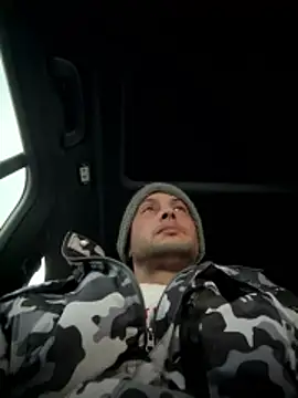 Carlosmauricio123 online show from February 2026 10:07:02 PM