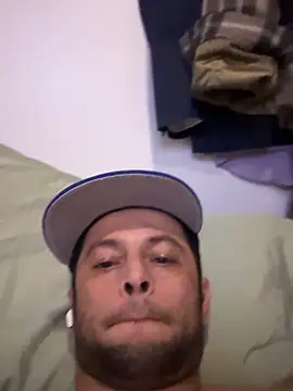 Carlosmauricio123 online show from February 2026 02:21:02 AM