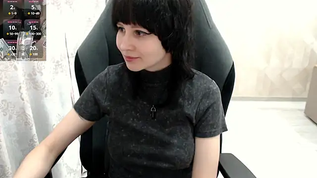 MistyDark online show from October 2025 11:45:02 AM