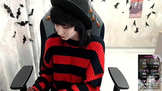 MistyDark online show from October 2025 10:16:01 AM