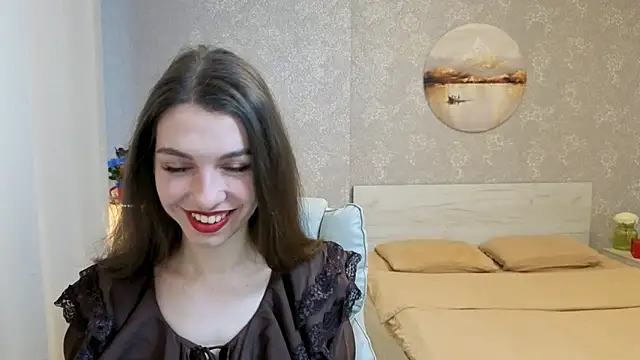 Snapshot of KellyShines chatting on May 2026 01:22:01 PM KellyShines online show from May 2026 01:22:01 PM