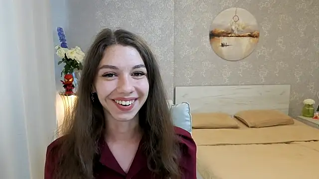 Snapshot of KellyShines chatting on July 2026 05:14:02 AM KellyShines online show from July 2026 05:14:02 AM