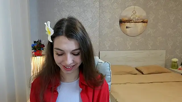 Snapshot of KellyShines chatting on May 2026 01:43:02 PM KellyShines online show from May 2026 01:43:02 PM