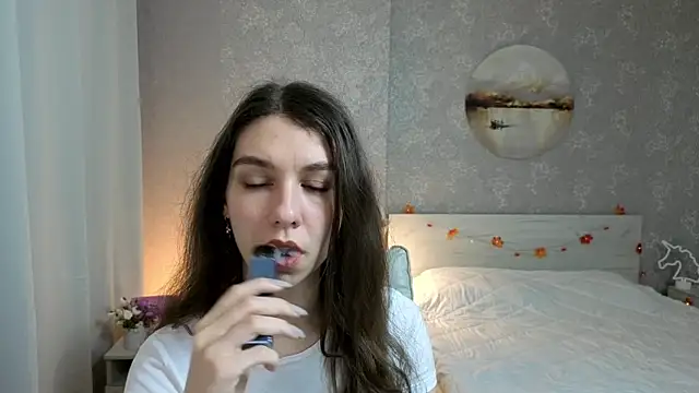 KellyShines online show from November 2025 11:43:02 AM