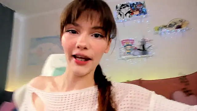 Zoe Vee online show from May 2026 03:28:01 AM