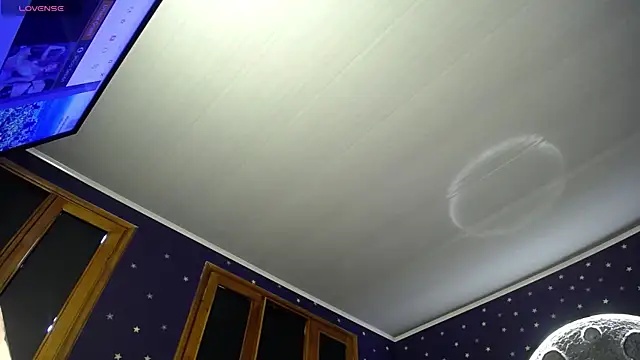 Megara 25 online show from April 2026 03:05:01 PM