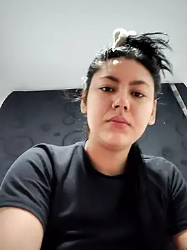 Megara 25 online show from January 2026 02:35:02 PM