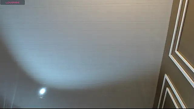 Megara 25 online show from October 2025 01:24:01 PM