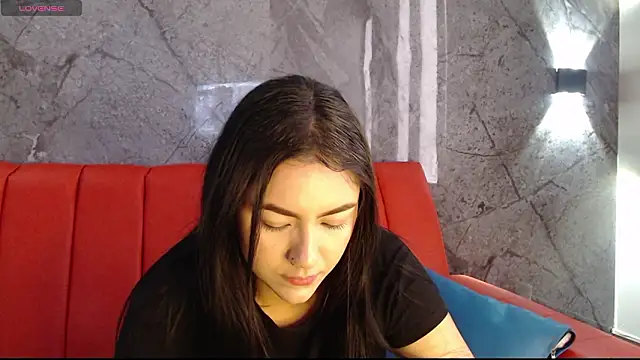 Megara 25 online show from February 2026 02:04:02 PM