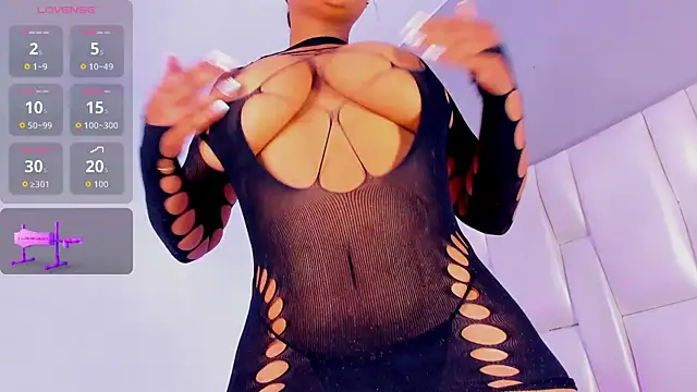 AmberMoss1 online show from October 2025 10:57:01 PM