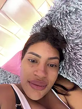 AmberMoss1 online show from October 2025 07:47:02 PM