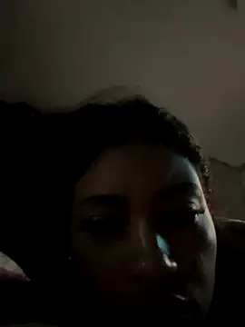 AmberMoss1 online show from October 2025 09:44:02 AM