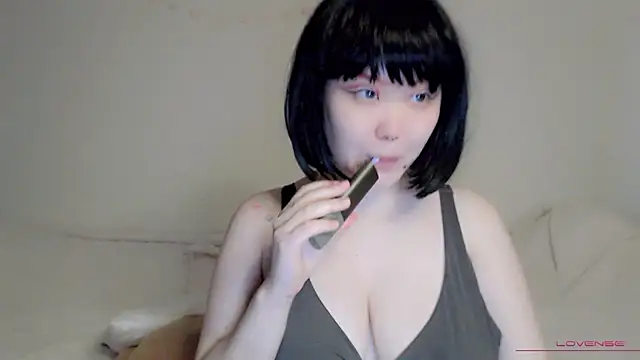 tsunade chan online show from October 2025 05:20:01 AM