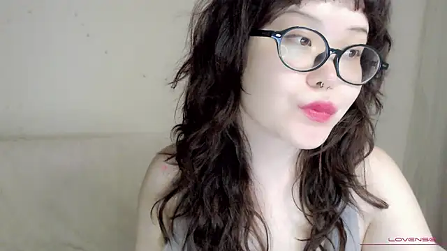 tsunade chan online show from December 2025 03:03:01 PM