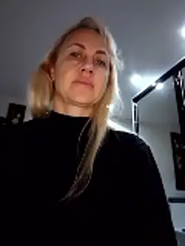 Snapshot of KissMiSveet chatting on November 2025 07:56:02 AM KissMiSveet online show from November 2025 07:56:02 AM