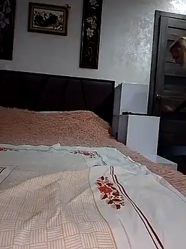 Snapshot of KissMiSveet chatting on October 2025 06:12:02 AM KissMiSveet online show from October 2025 06:12:02 AM