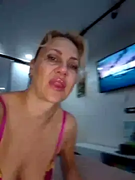 KissMiSveet online show from April 2026 04:18:01 AM