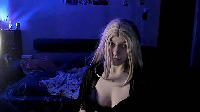 Akira-ivy online show from February 2026 07:03:02 PM