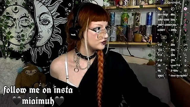mia  yui online show from July 2026 09:33:01 PM
