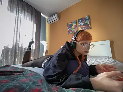 mia  yui online show from March 2026 09:36:02 AM