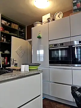 Alexandra knight online show from January 2026 02:09:02 PM