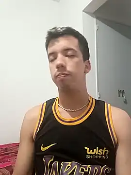 W33dbo online show from November 2025 05:00:02 AM