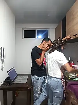 stivenlujan69 online show from October 2025 12:47:01 AM