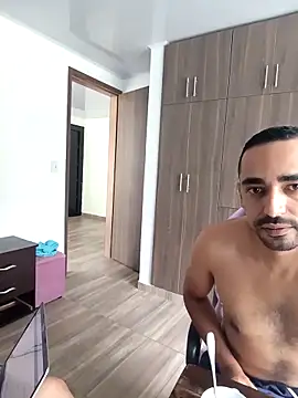 stivenlujan69 online show from October 2025 02:35:02 PM